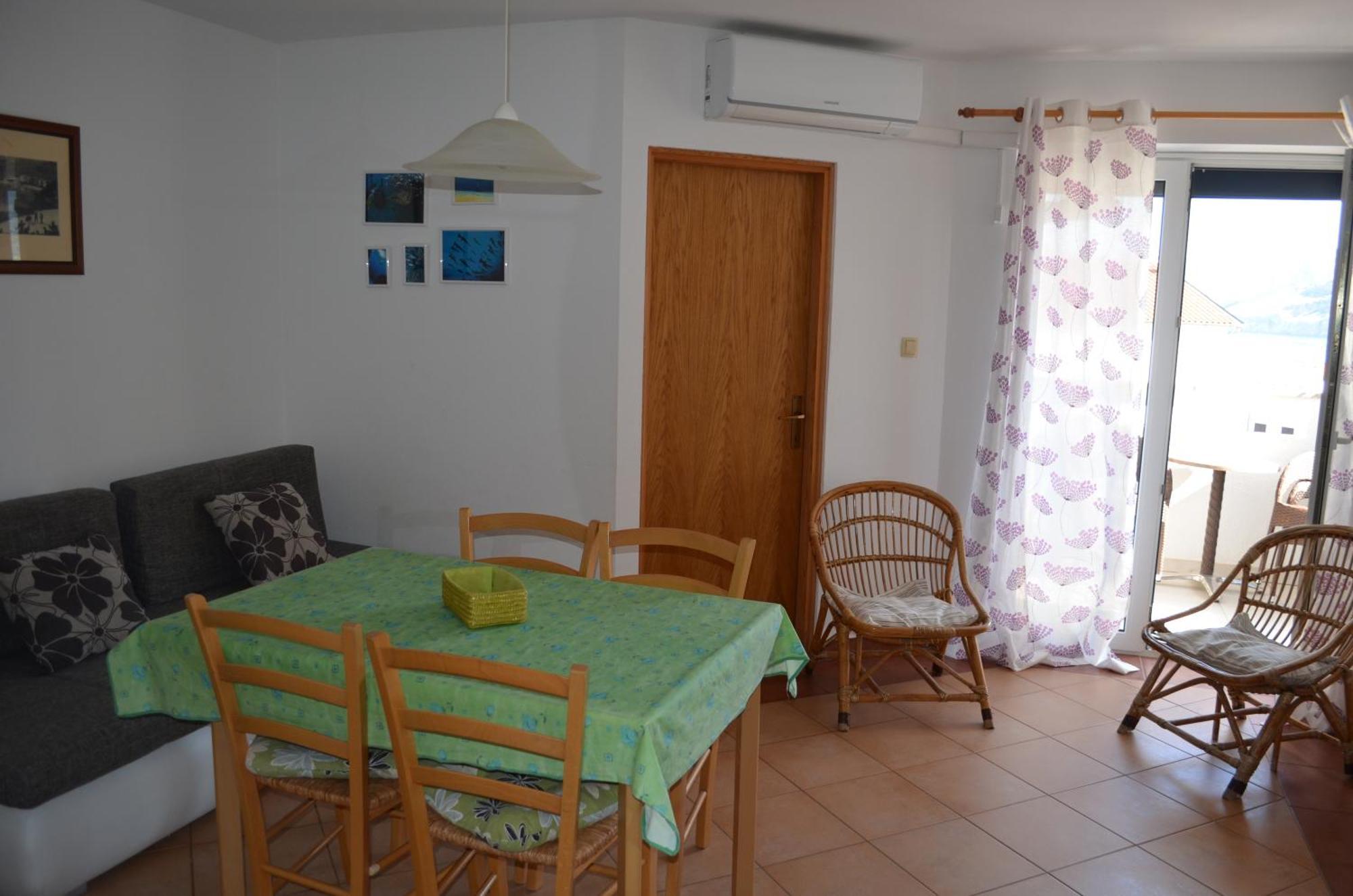 Apartments Leticia I Baska  Exterior photo